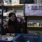 Kuliah jadi pengusaha di Kampus Umar Usman - Kisah alumni sukses dari jualan eceran marketplace hingga menjadi grosir kosmetik besar
